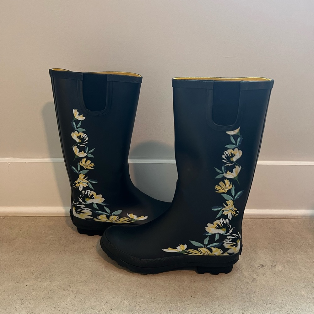 Floral rain boots